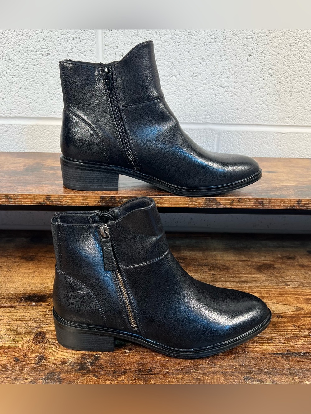 BareTraps Booties Alona Black Boots Low Heel Almond Toe Zip Faux Leather 7.5‎